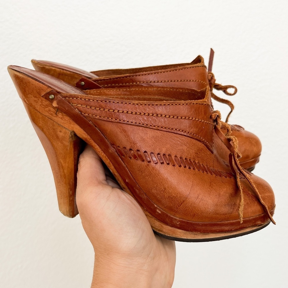 Quali Craft Leather Wooden Clogs Heels Size 6